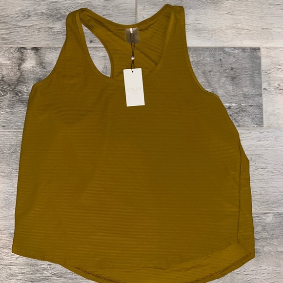 CALIA by Carrie Underwood Tops Calia Scoop Neck Tank Poshmark